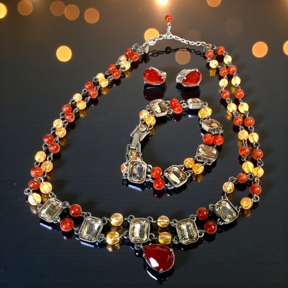 Vintage AVON Nina Ricci Jewelry Set Necklace Bracelet & Clip-On Earrings Red Amb - Picture 1 of 12
